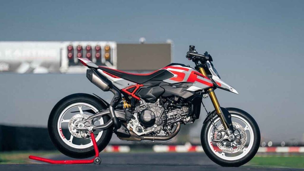 2026 Ducati Hypermotard 950